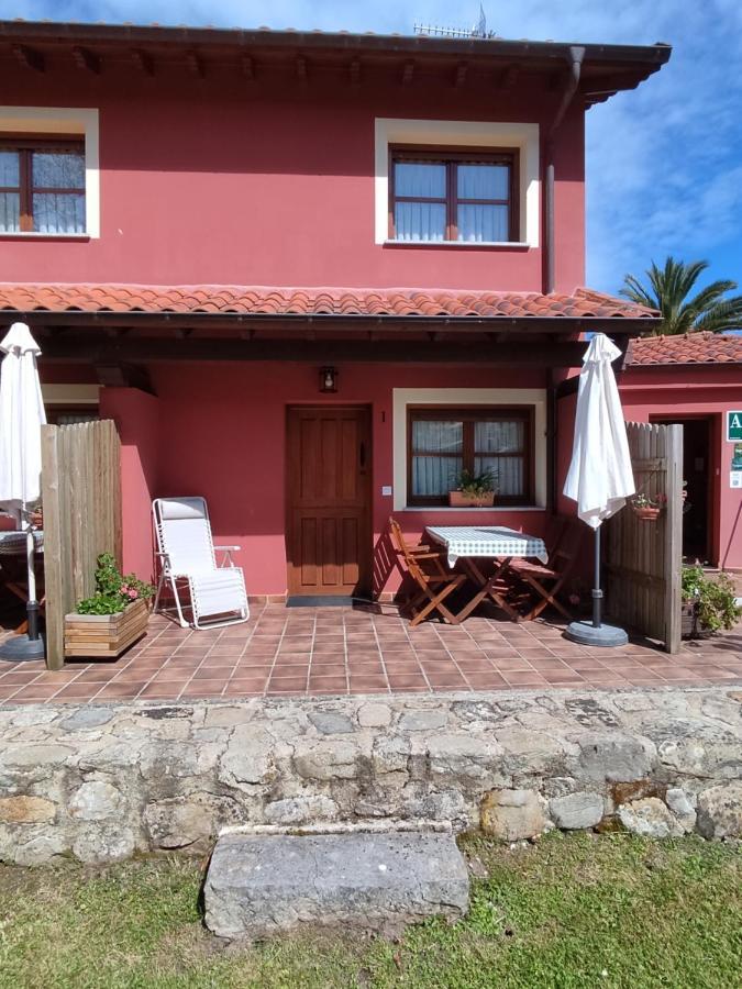 Apartamentos Rurales Llagumelon Villahormes Exterior photo